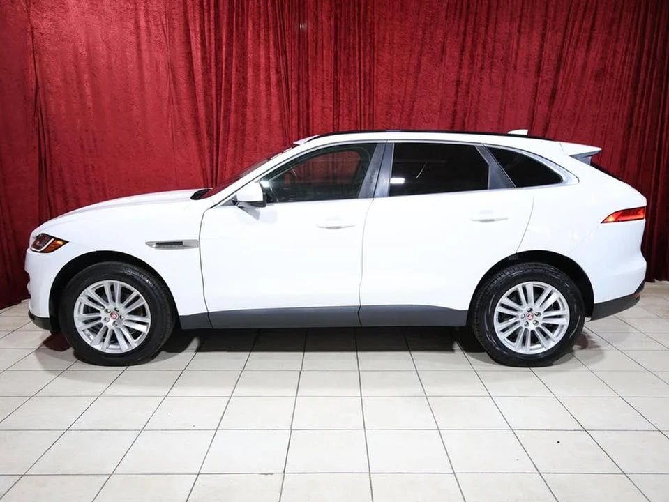 2018 Jaguar F-Pace - Image 2 of 18