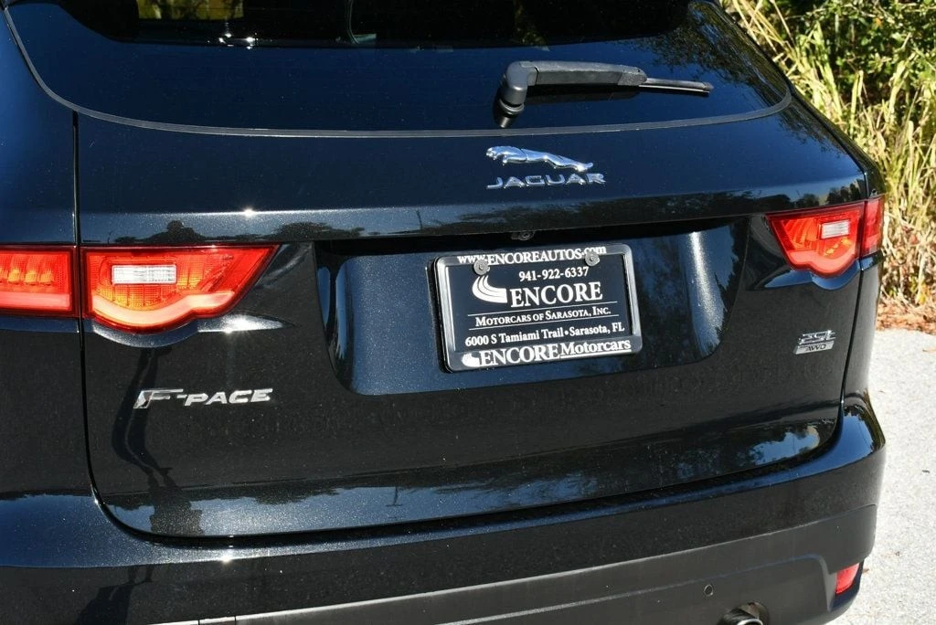 2018 Jaguar F-Pace - Image 10 of 12