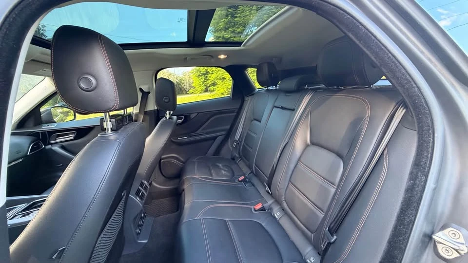 2018 Jaguar F-Pace - Image 7 of 13