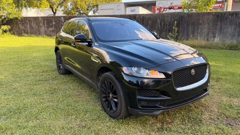2018 Jaguar F-Pace - Image 3 of 13