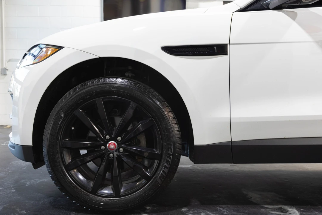 2018 Jaguar F-Pace - Image 4 of 12