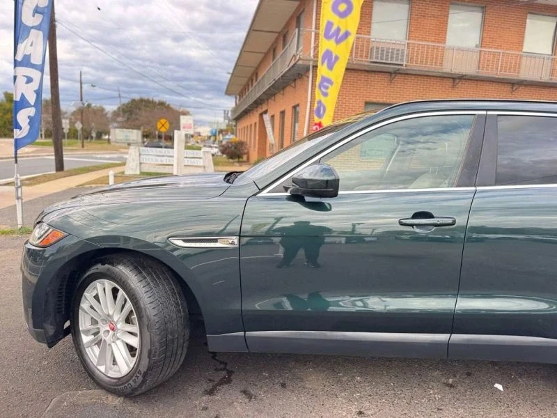 2018 Jaguar F-Pace - Image 8 of 12