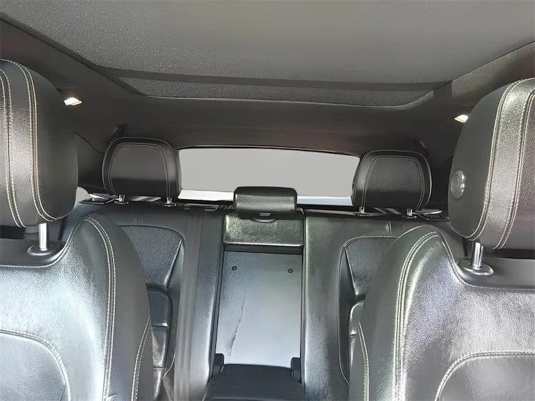 2018 Jaguar F-Pace - Image 10 of 12