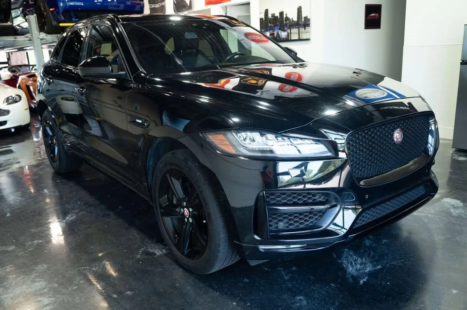2018 Jaguar F-Pace - Image 8 of 11