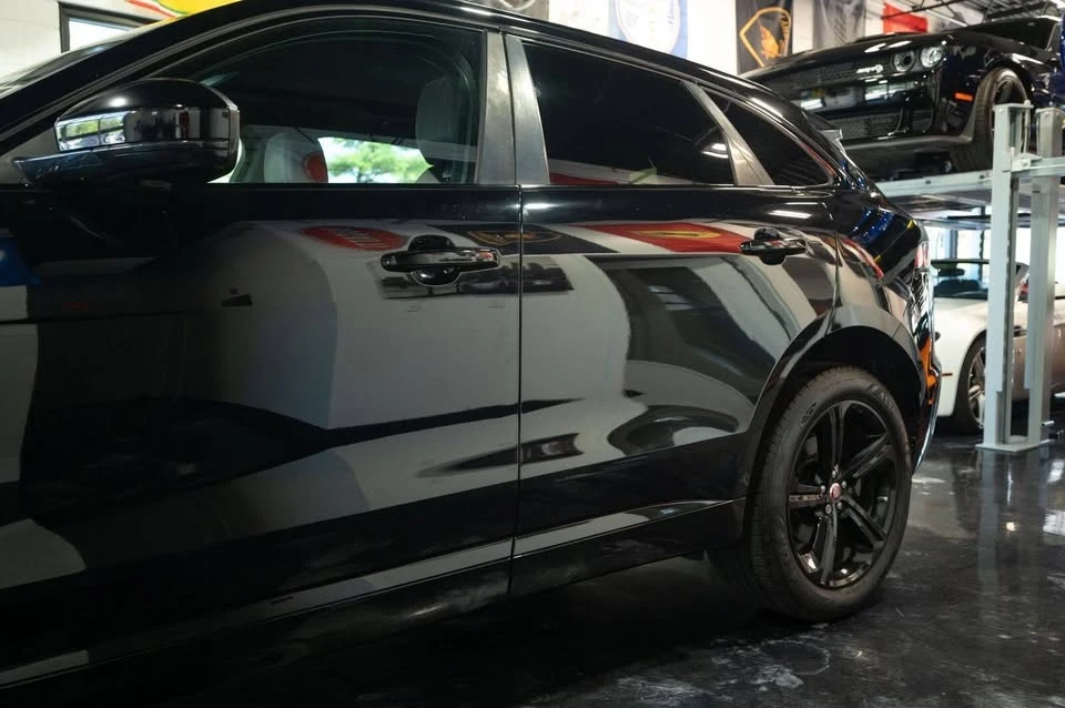2018 Jaguar F-Pace - Image 4 of 11