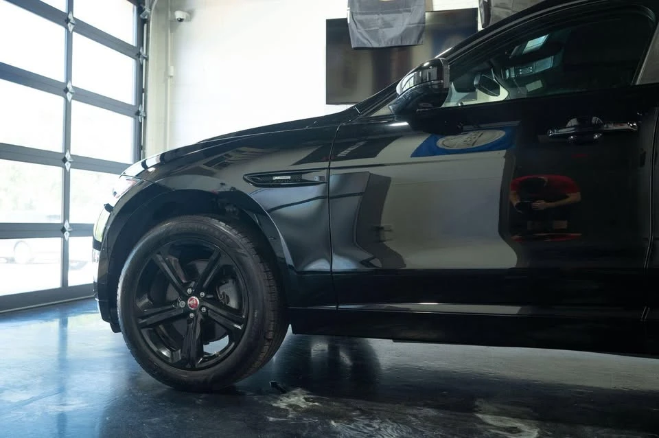 2018 Jaguar F-Pace - Image 3 of 11