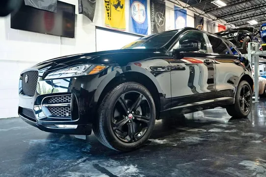2018 Jaguar F-Pace 30t Premium