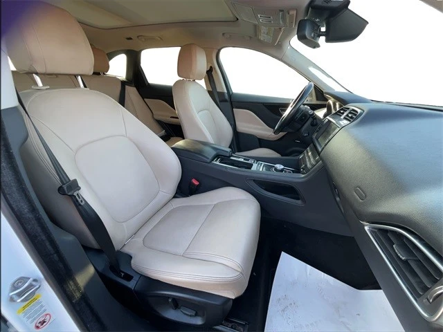 2018 Jaguar F-Pace - Image 18 of 21