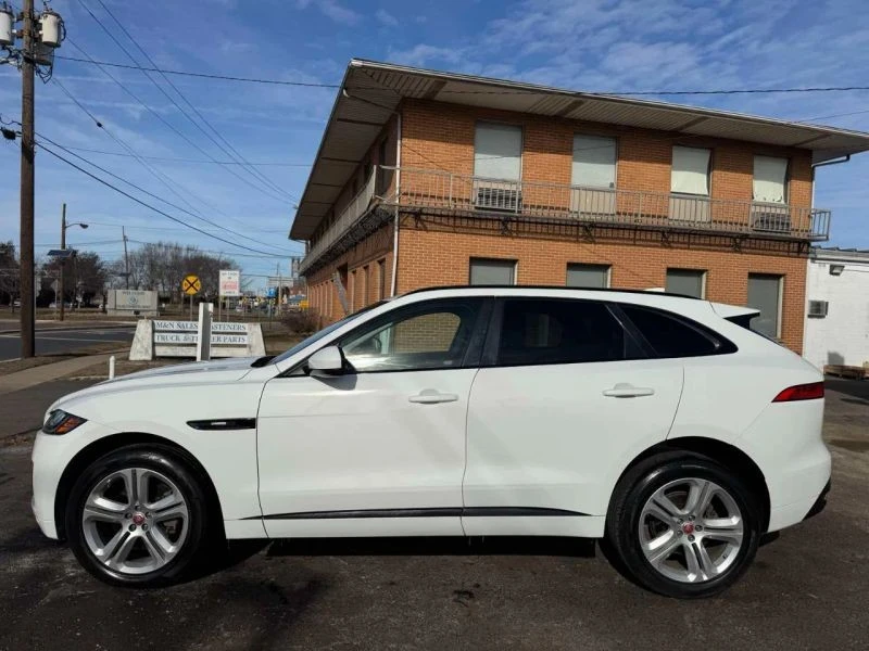 2018 Jaguar F-Pace - Image 10 of 12