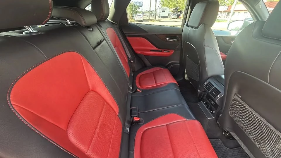 2018 Jaguar F-Pace - Image 14 of 16