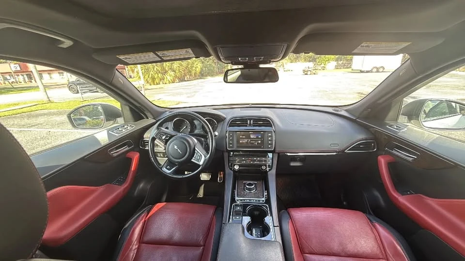 2018 Jaguar F-Pace - Image 12 of 16