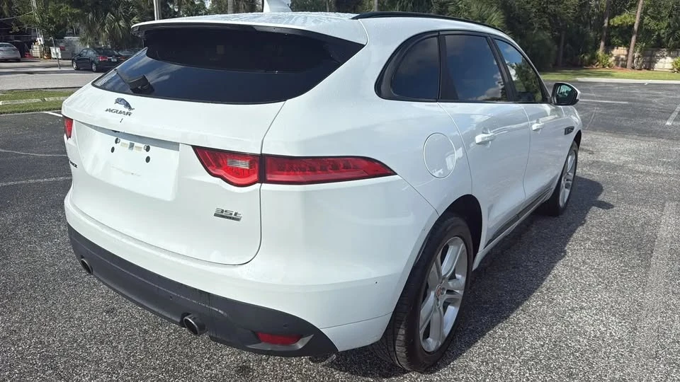 2018 Jaguar F-Pace - Image 7 of 16