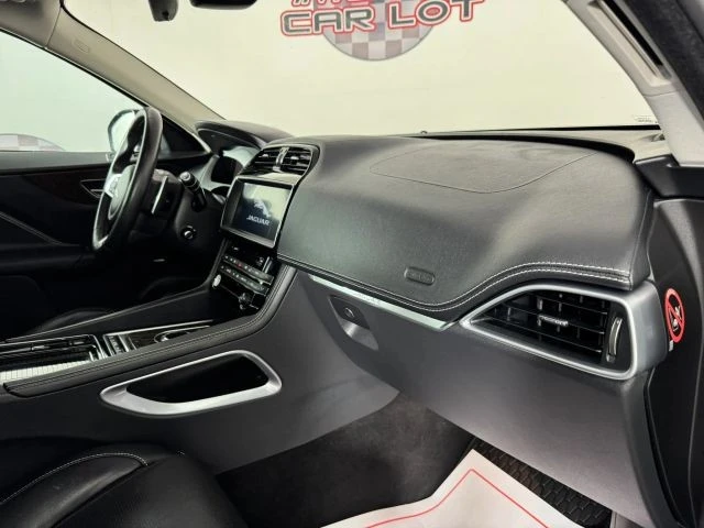 2018 Jaguar F-Pace - Image 12 of 12