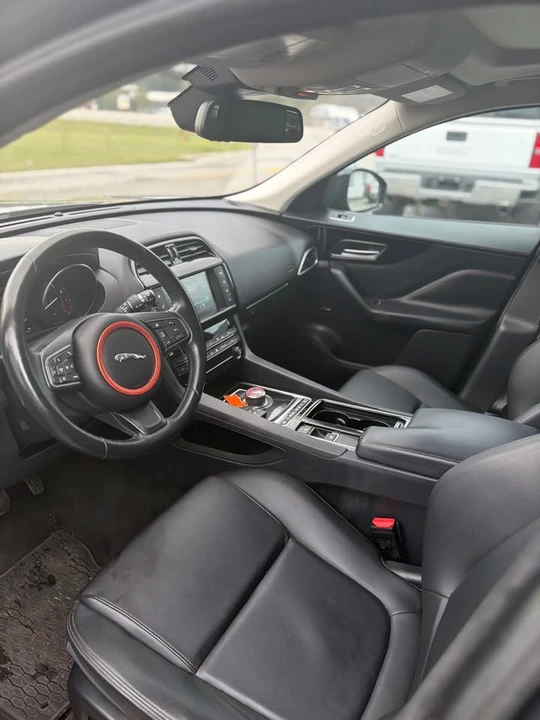 2018 Jaguar F-Pace - Image 5 of 6