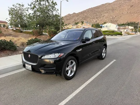 2018 Jaguar F-Pace 25T Premium