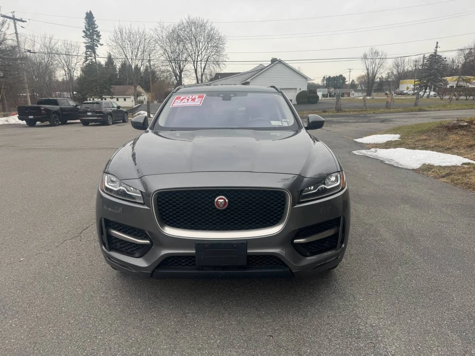 2018 Jaguar F-Pace - Image 8 of 24