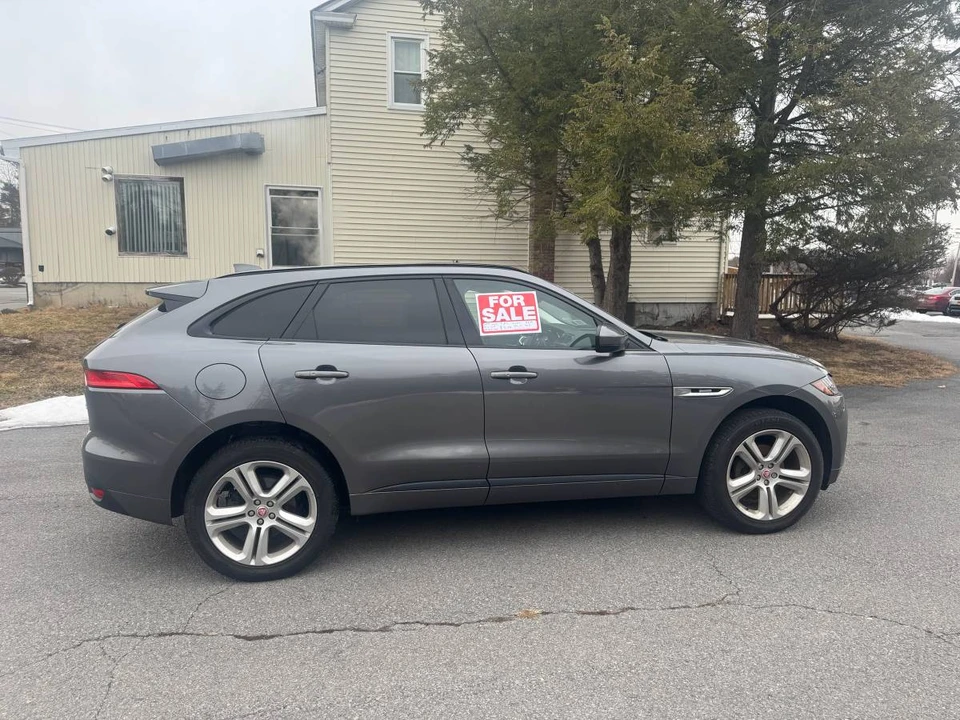 2018 Jaguar F-Pace - Image 6 of 24