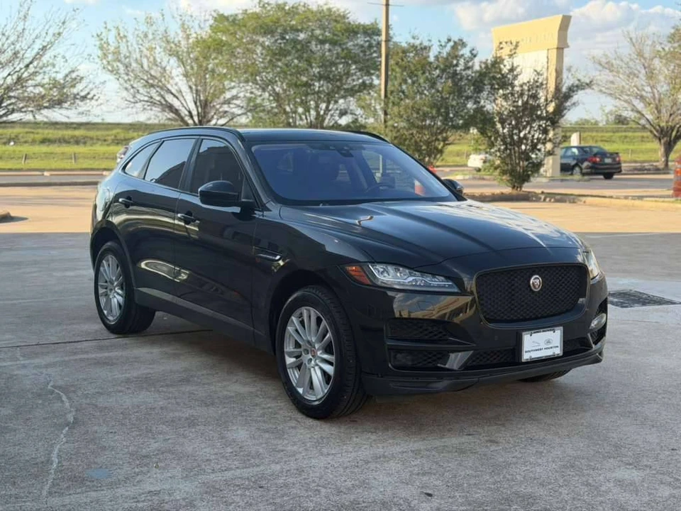 2018 Jaguar F-Pace - Image 5 of 23