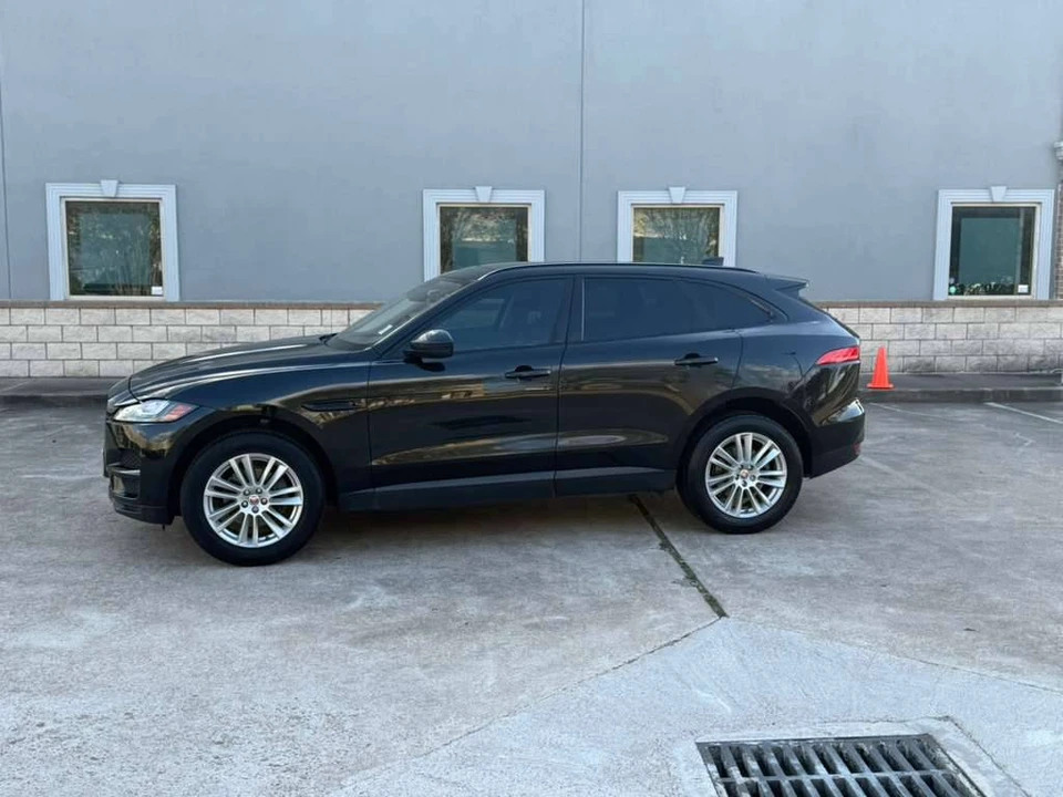 2018 Jaguar F-Pace - Image 15 of 23