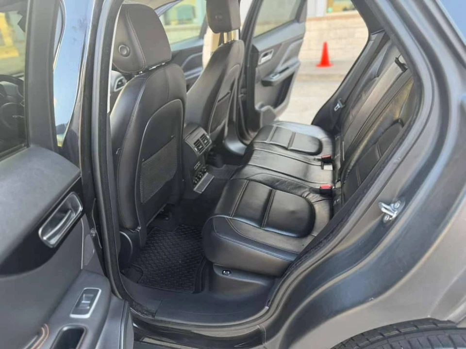 2018 Jaguar F-Pace - Image 11 of 23