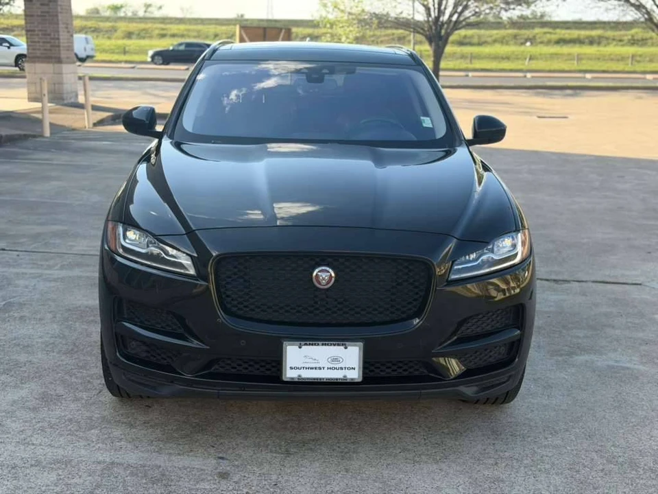 2018 Jaguar F-Pace - Image 2 of 23