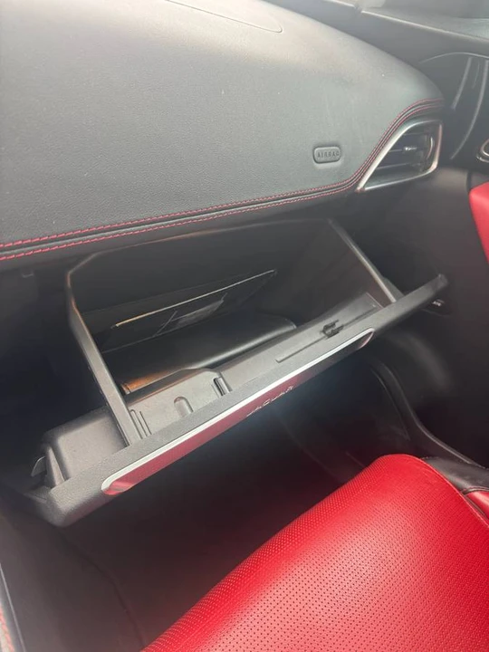 2018 Jaguar F-Pace - Image 20 of 24