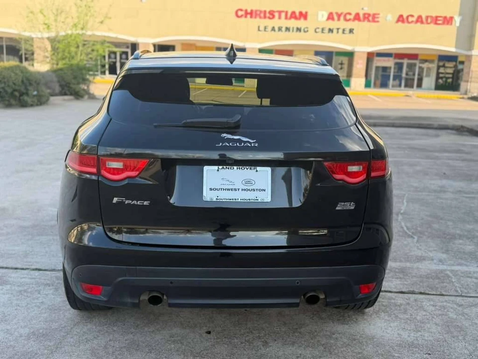 2018 Jaguar F-Pace - Image 7 of 23