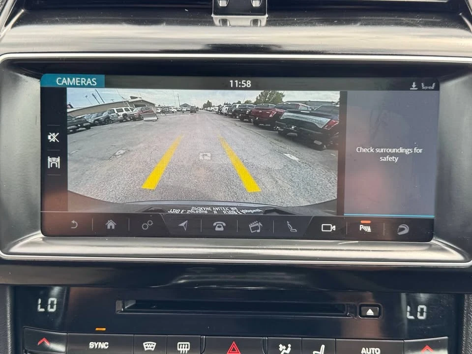2018 Jaguar F-Pace - Image 17 of 20