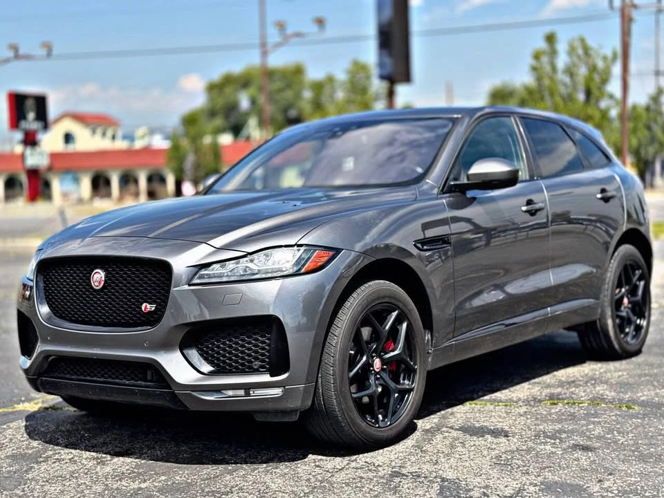 2018 Jaguar F-Pace - Image 5 of 20