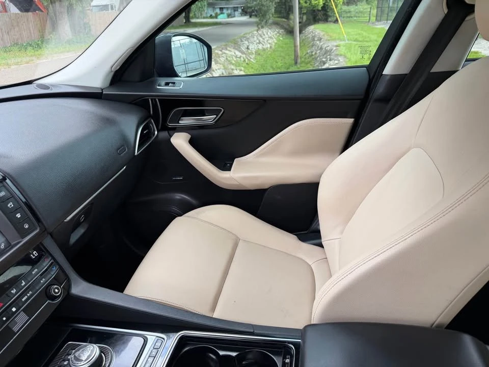2018 Jaguar F-Pace - Image 7 of 13