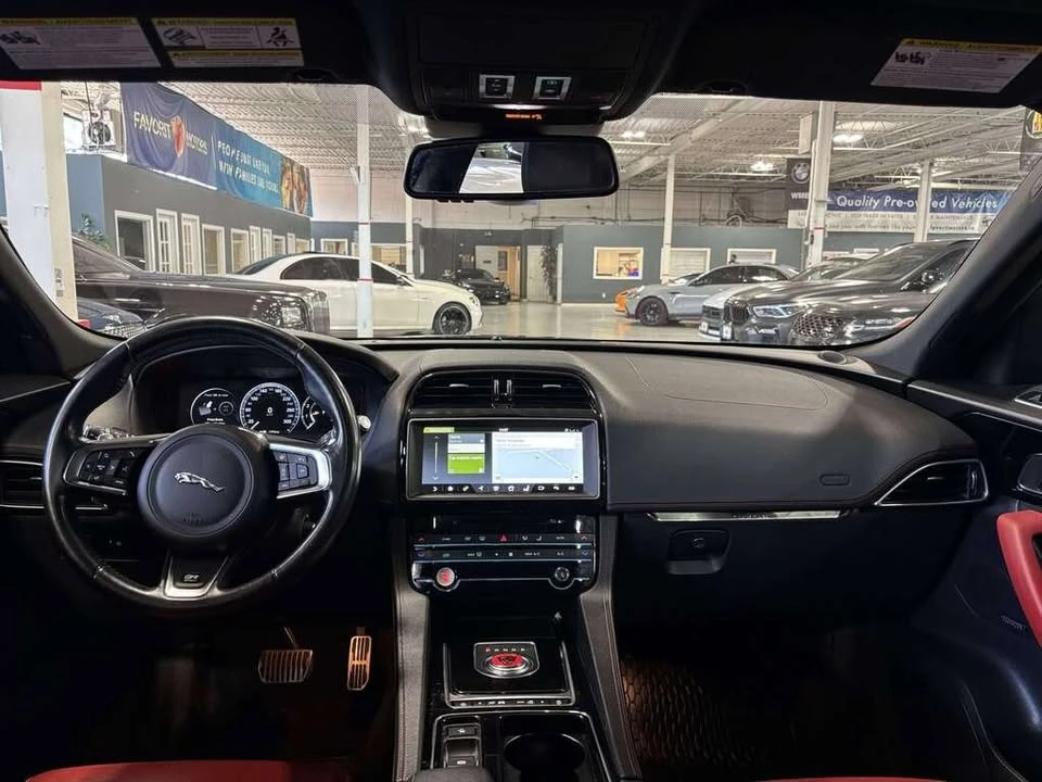 2018 Jaguar F-Pace - Image 12 of 20