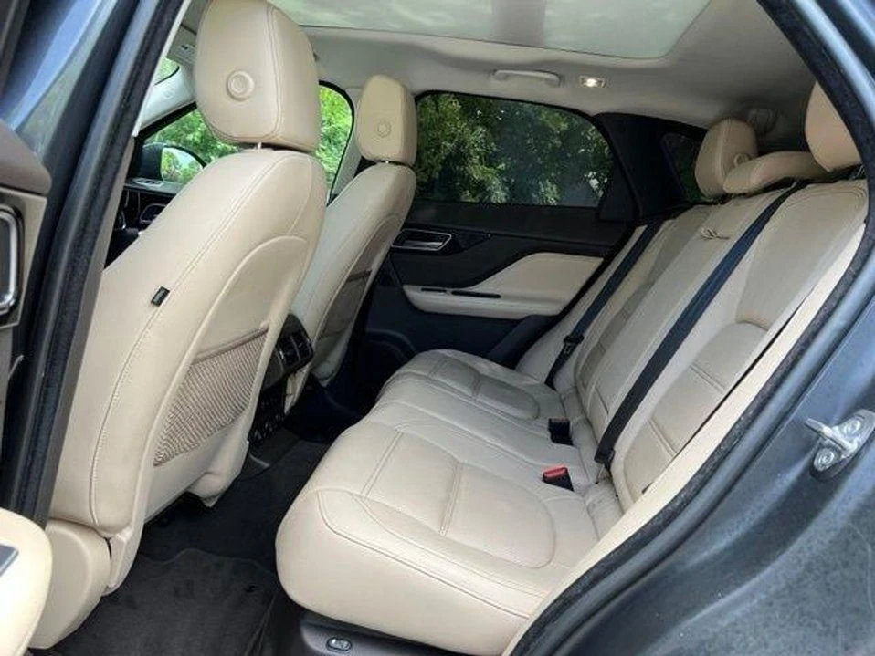 2018 Jaguar F-Pace - Image 16 of 20