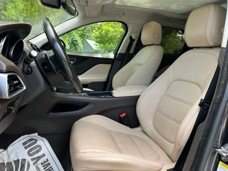 2018 Jaguar F-Pace - Image 13 of 20