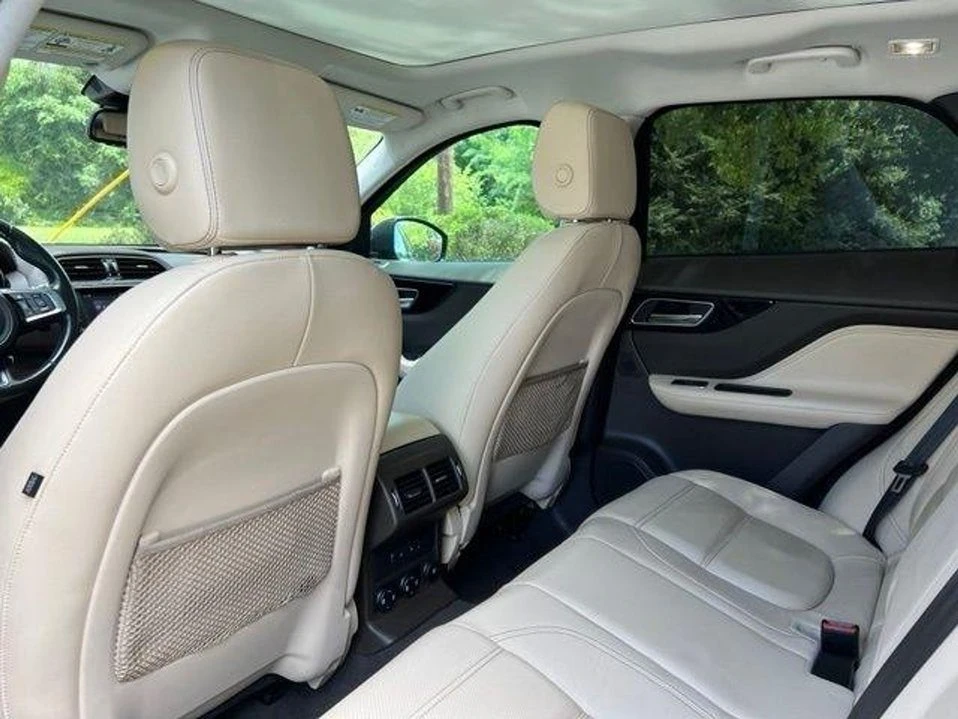 2018 Jaguar F-Pace - Image 15 of 20
