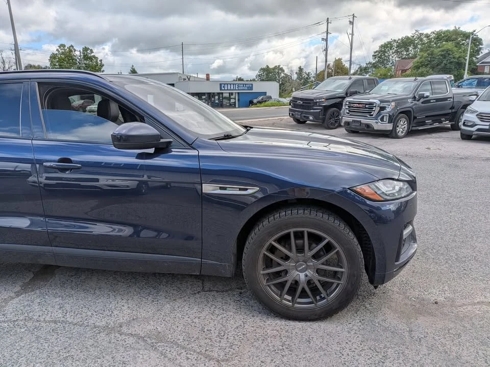 2018 Jaguar F-Pace - Image 8 of 17