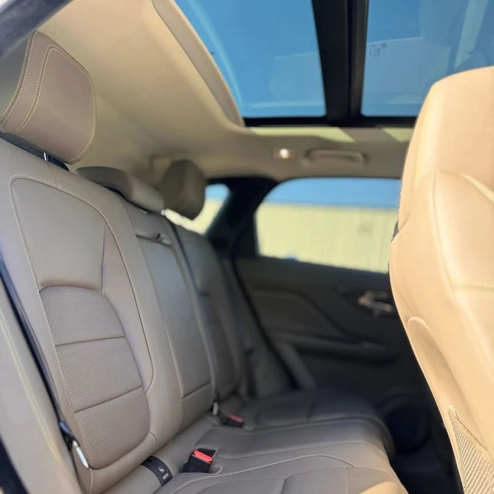 2018 Jaguar F-Pace - Image 19 of 19