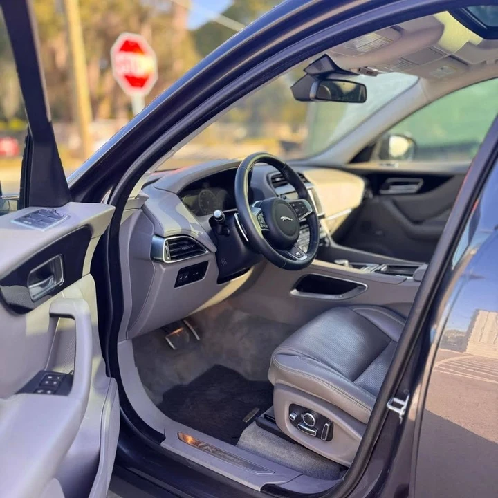 2018 Jaguar F-Pace - Image 10 of 19