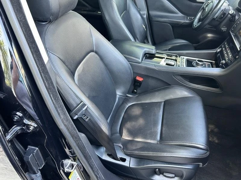 2018 Jaguar F-Pace - Image 6 of 6