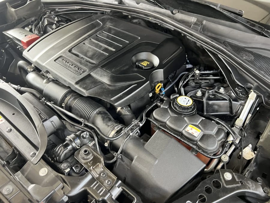 2018 Jaguar F-Pace - Image 7 of 8