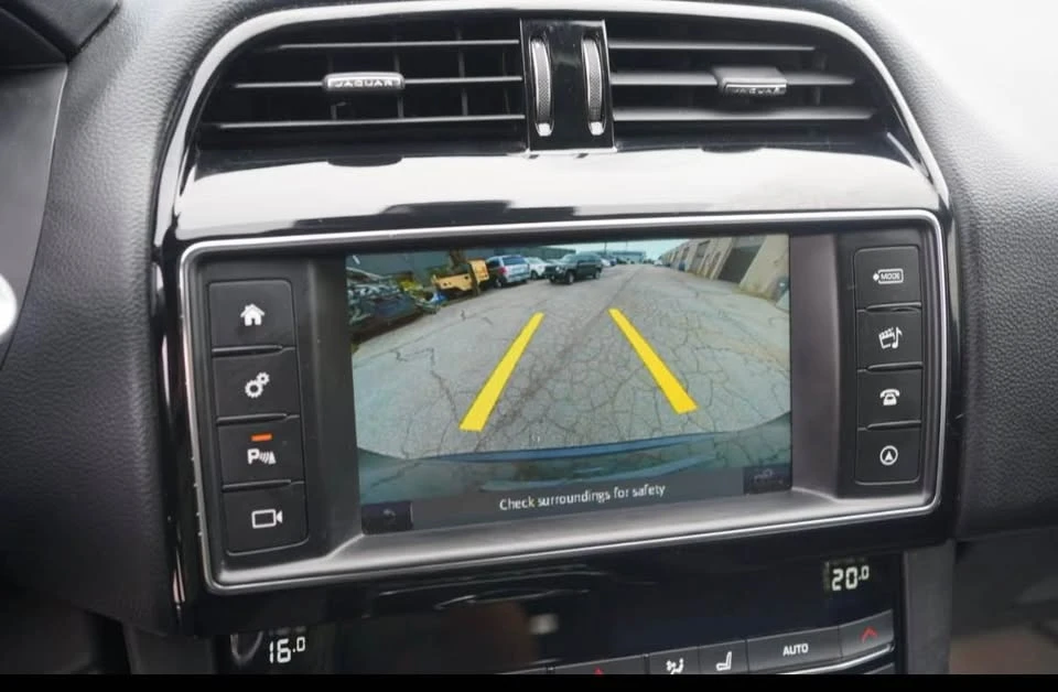 2018 Jaguar F-Pace - Image 16 of 19
