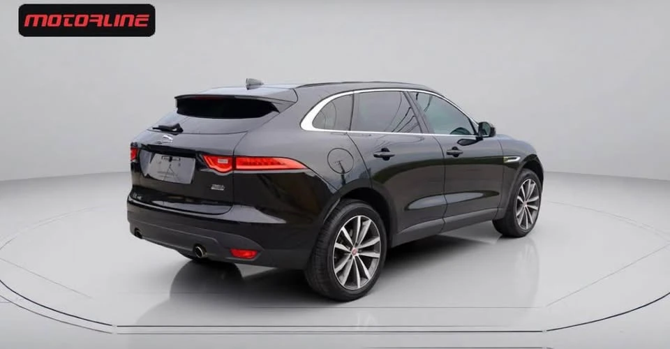 2018 Jaguar F-Pace - Image 5 of 19
