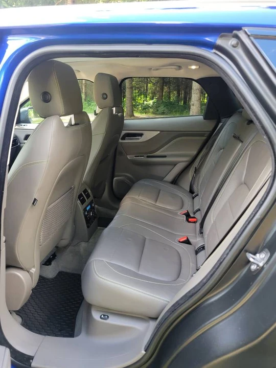 2018 Jaguar F-Pace - Image 15 of 24