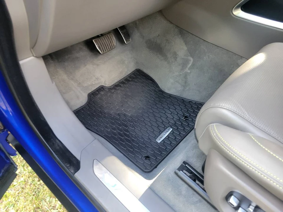 2018 Jaguar F-Pace - Image 14 of 24