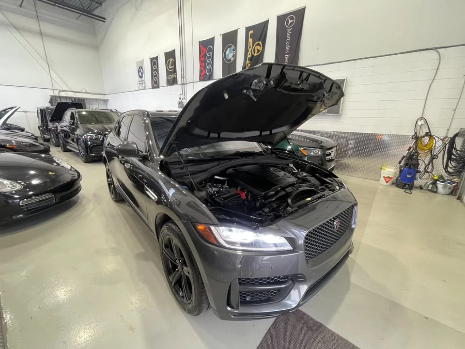 2018 Jaguar F-Pace - Image 18 of 20
