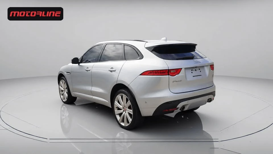 2018 Jaguar F-Pace - Image 7 of 20