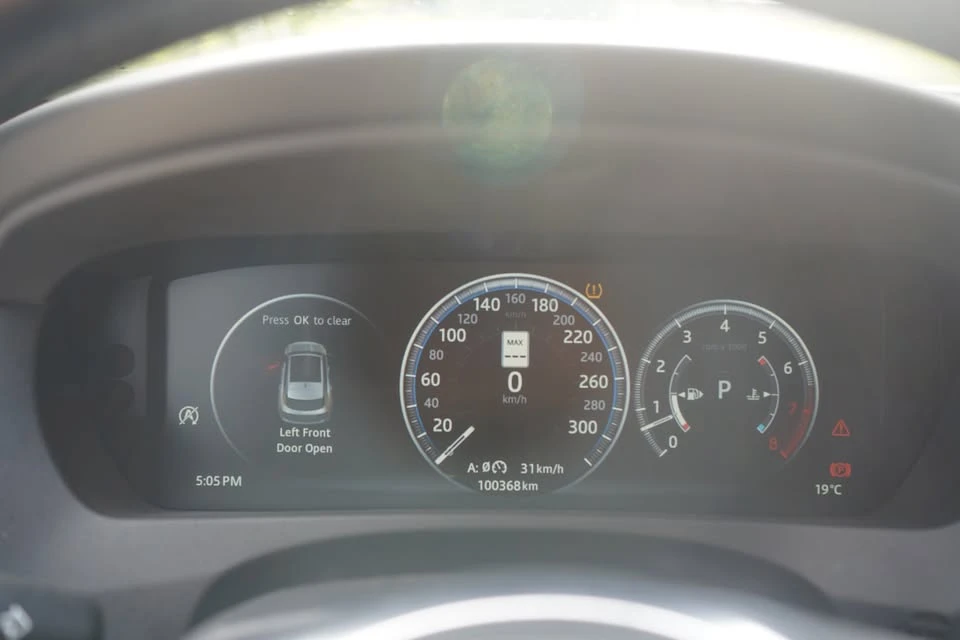2018 Jaguar F-Pace - Image 15 of 20