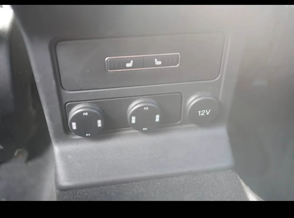2018 Jaguar F-Pace - Image 19 of 20