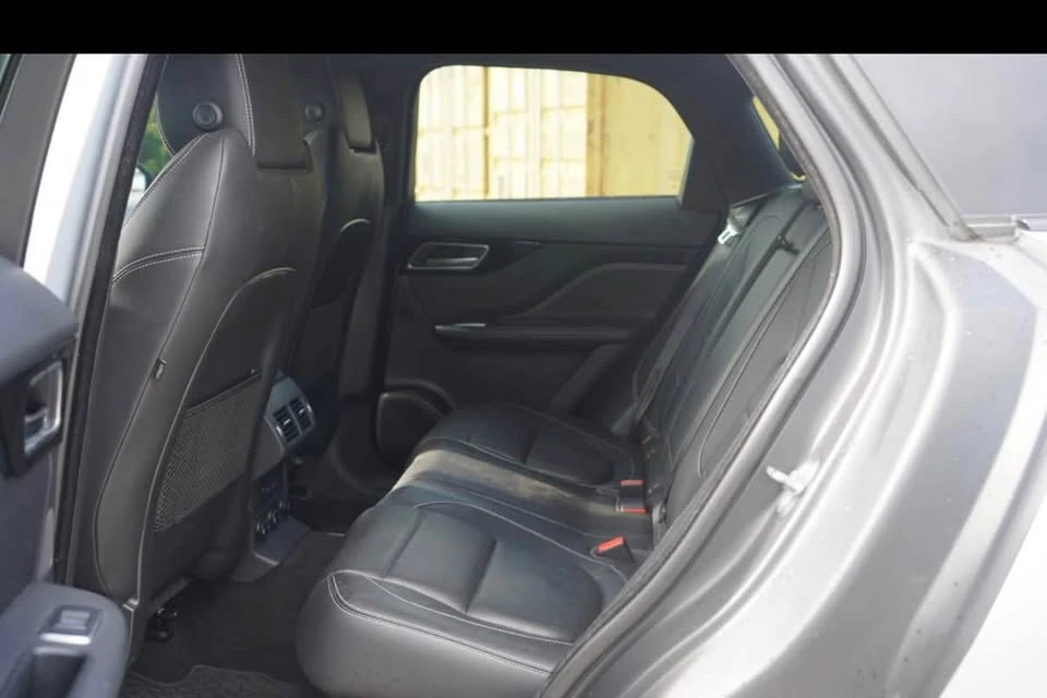 2018 Jaguar F-Pace - Image 10 of 20