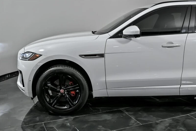 2018 Jaguar F-Pace - Image 6 of 21