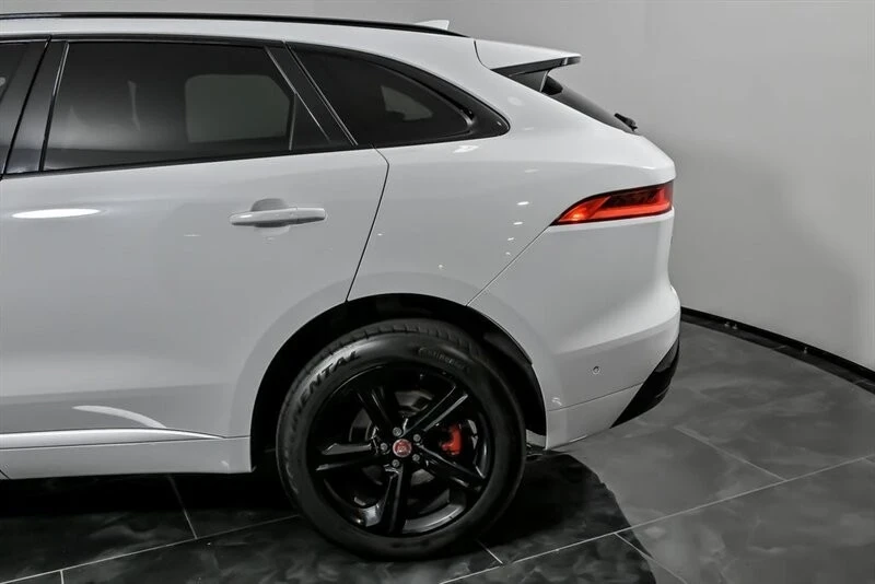 2018 Jaguar F-Pace - Image 8 of 21